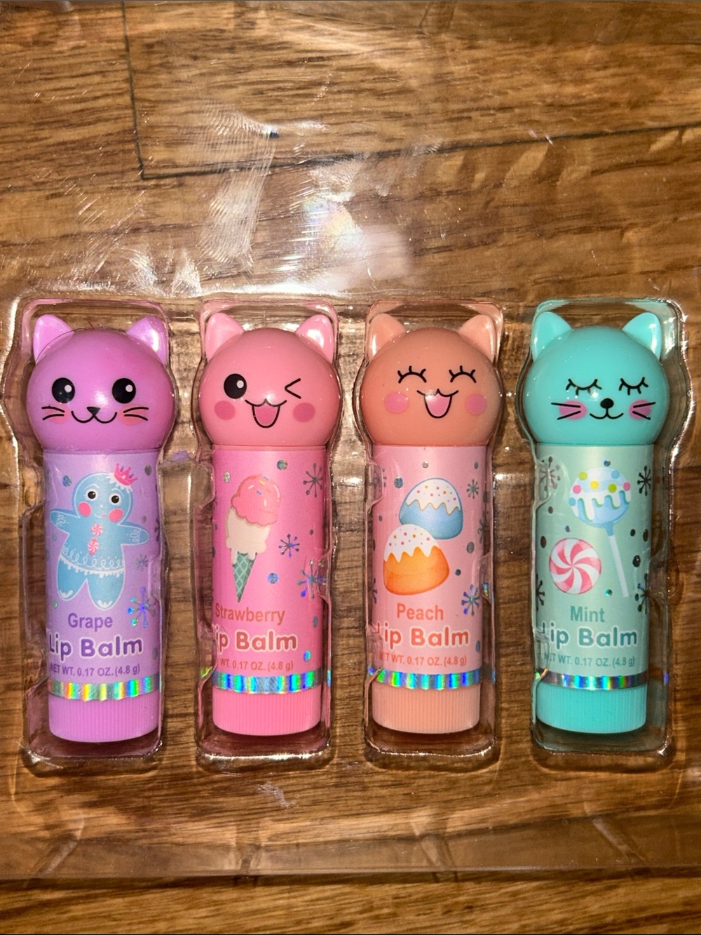 Hot Focus Cat Critters 4 Flavored Lip Balm NWT